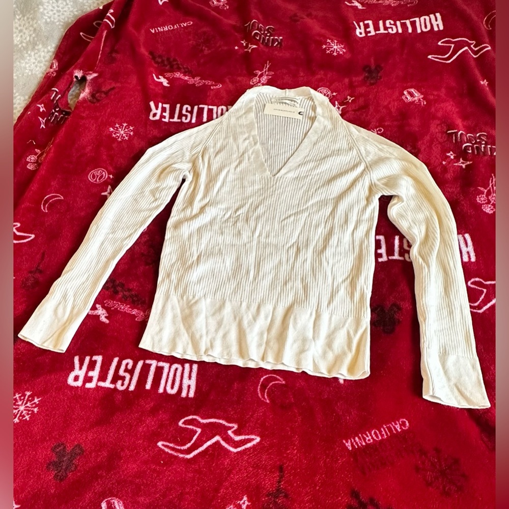 Anthropologie White V-Neck Sweater